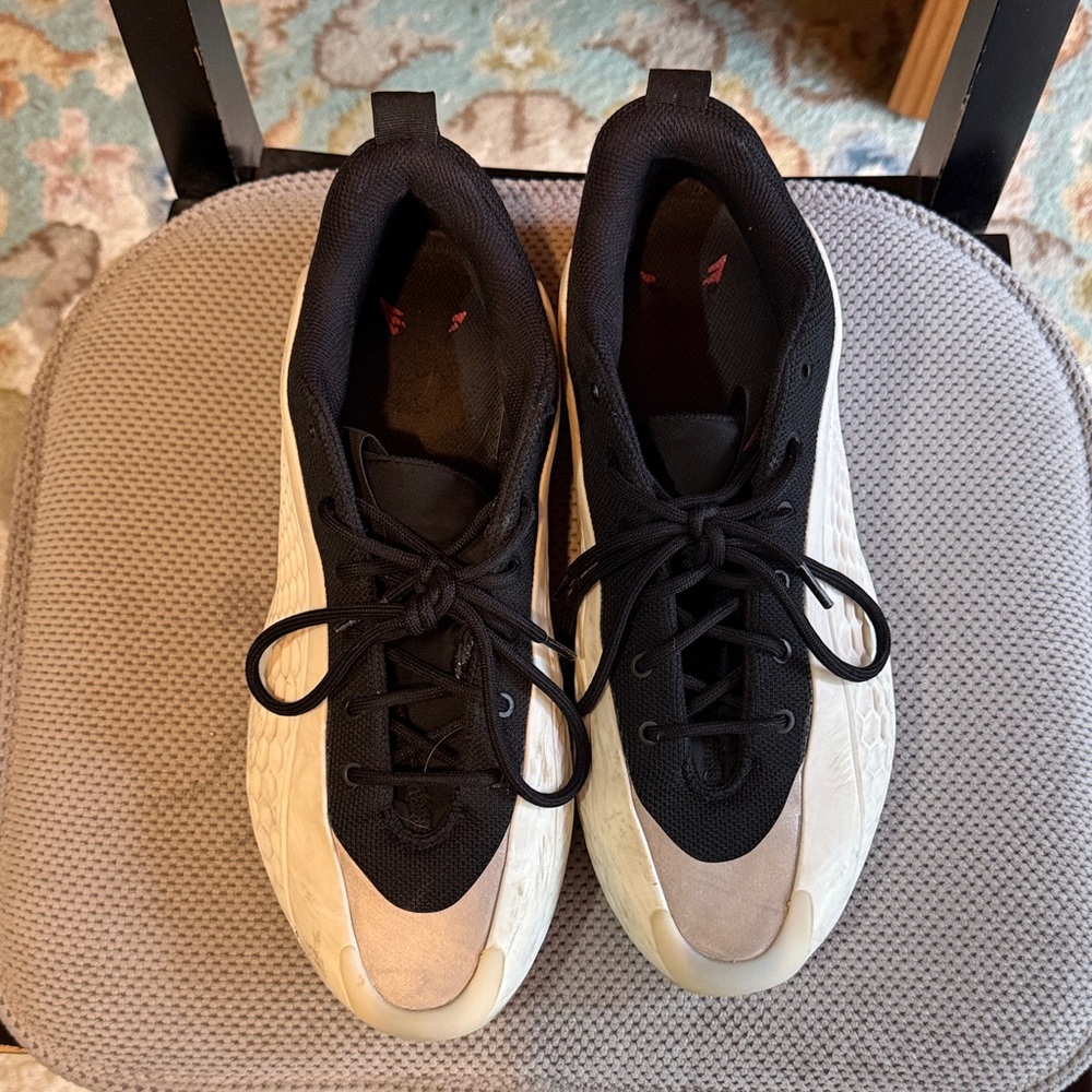 adidas men’s AE 1 low black and white basketball sneakers (Anthony Edwards)